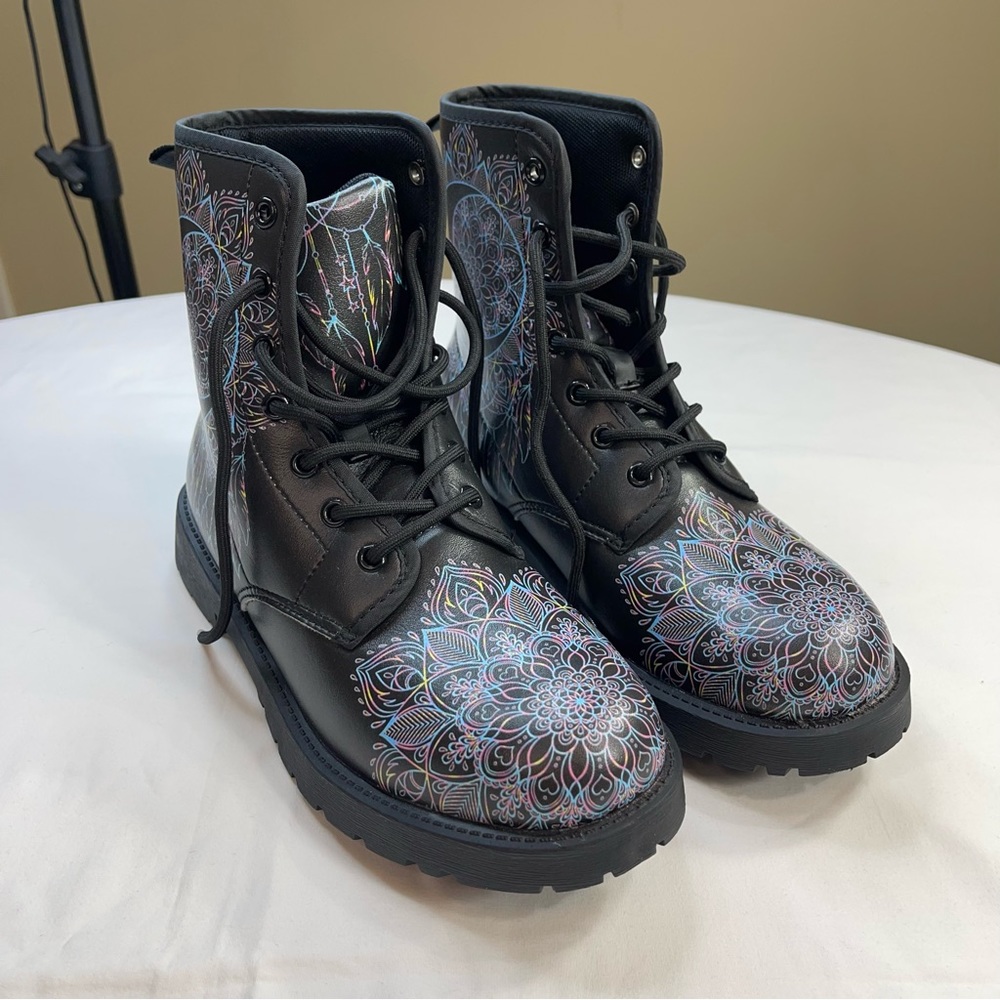 6xhost Pickblack Moon Dream Catcher Mandala Boots